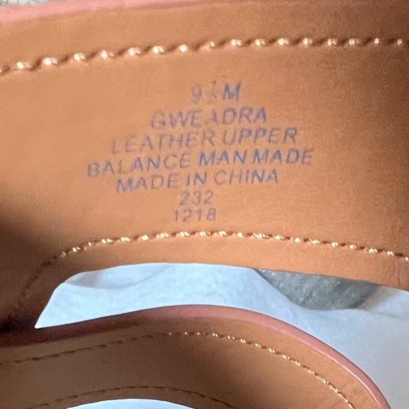 Guess “Eadra” Wedges, Size: 9.5 👡 - Picture 7 of 7